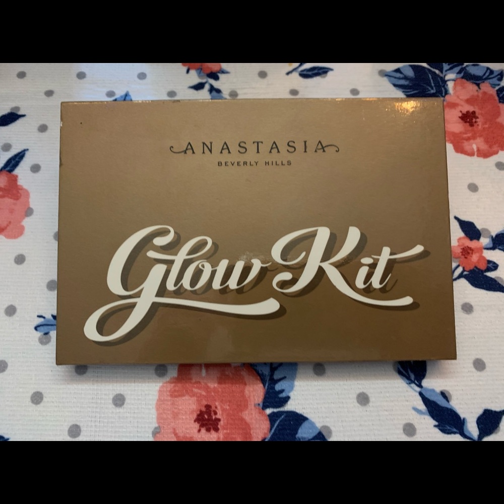 Anastasia Beverly Hills Glow Kit